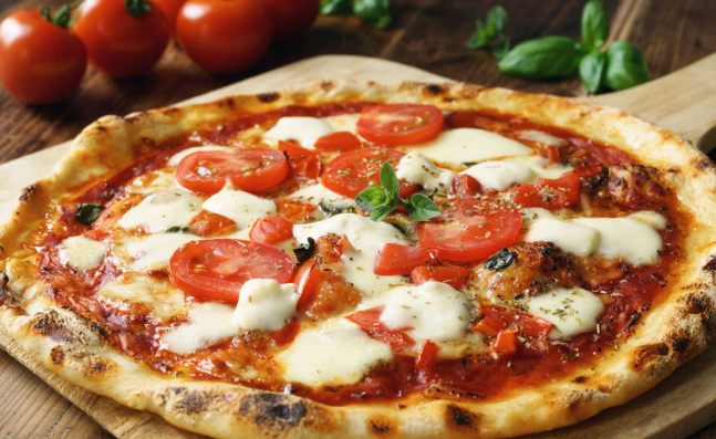 review-makanan-pizza-margherita