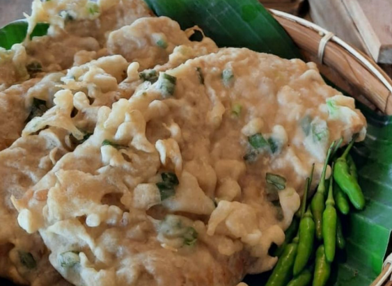 review-makanan-tempe-mendoan-dengan-tekstur-lembut