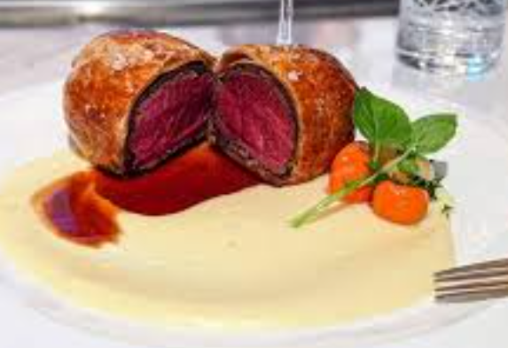 Review Beef Wellington: Lembut dan Kaya Rasa